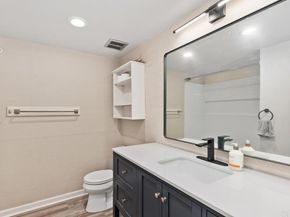 2352 Altisma Way 15, Carlsbad CA 92009