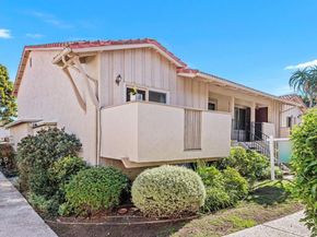 2352 Altisma Way 15, Carlsbad CA 92009