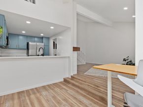 2352 Altisma Way 15, Carlsbad CA 92009