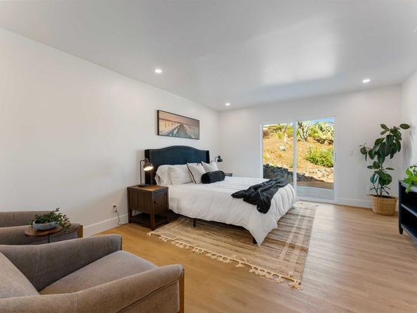 3781 Buena Creek Rd, Vista CA 92084