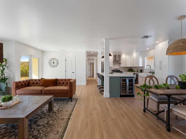 3781 Buena Creek Rd, Vista CA 92084