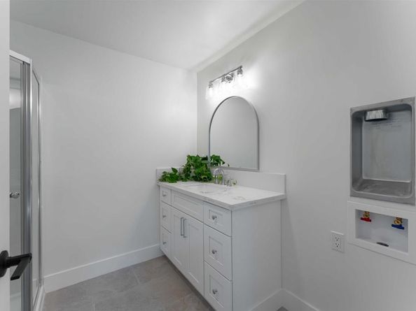 3781 Buena Creek Rd, Vista CA 92084