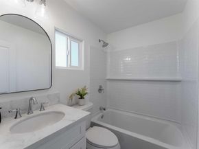 3781 Buena Creek Rd, Vista CA 92084