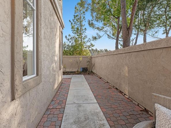 12490 Heatherton Court 8, San Diego CA 92128