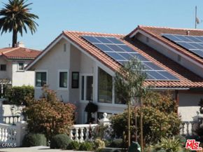 2222 Pier Avenue, Santa Monica CA 90405