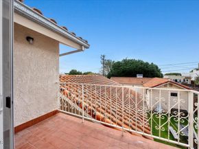 2222 Pier Avenue, Santa Monica CA 90405