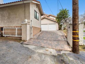 2222 Pier Avenue, Santa Monica CA 90405