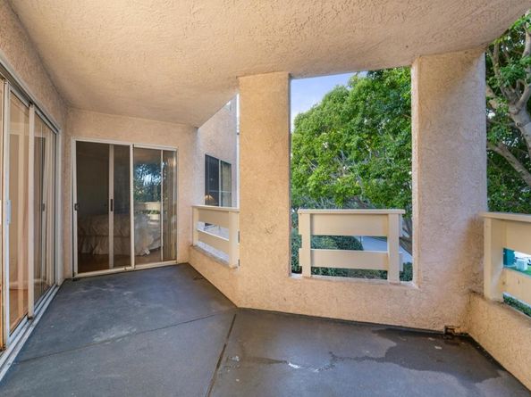 7228 Camino Degrazia 271, San Diego CA 92111