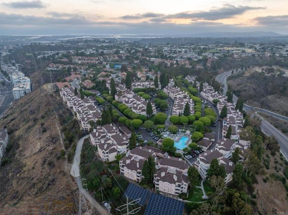 7228 Camino Degrazia 271, San Diego CA 92111