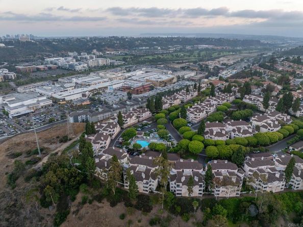 7228 Camino Degrazia 271, San Diego CA 92111