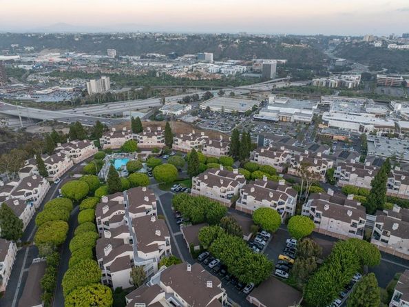 7228 Camino Degrazia 271, San Diego CA 92111