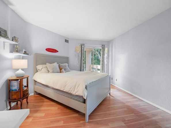 7228 Camino Degrazia 271, San Diego CA 92111