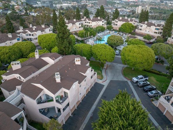 7228 Camino Degrazia 271, San Diego CA 92111