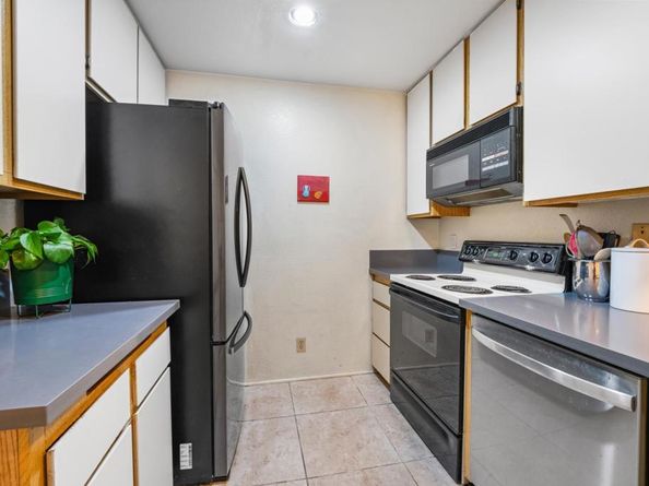 7228 Camino Degrazia 271, San Diego CA 92111