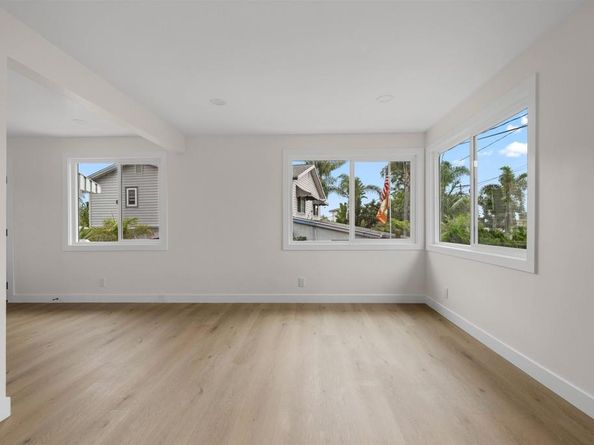 2249 51 Dunlop Street, San Diego CA 92111