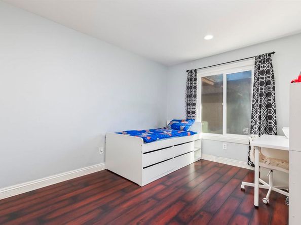 309 Sun Court, El Cajon CA 92021