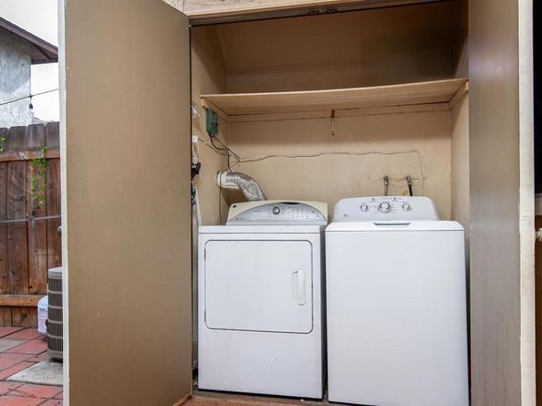 309 Sun Court, El Cajon CA 92021