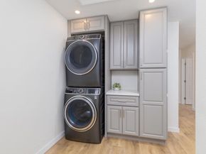 1674 Evergreen Street, Point Loma CA 92106