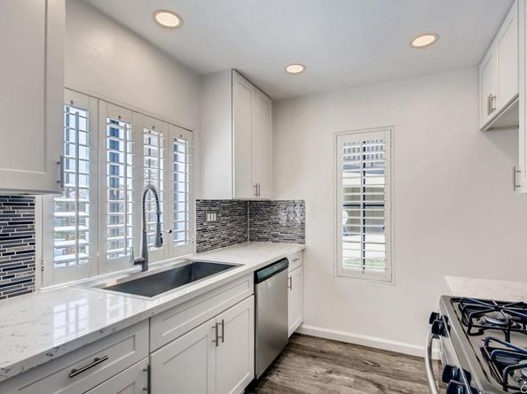 13211 Wimberly Square 289, San Diego CA 92128