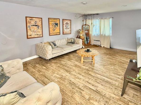 10235 Madrid Way 114, Spring Valley CA 91977