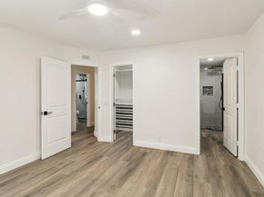 8262 Gilman Drive 1, La Jolla CA 92037