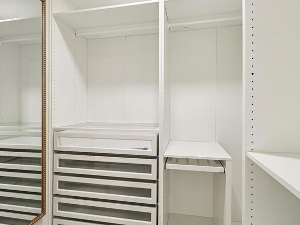 8262 Gilman Drive 1, La Jolla CA 92037