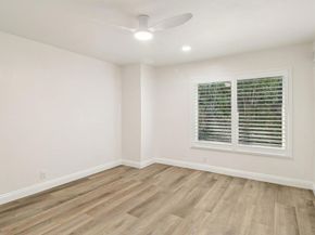 8262 Gilman Drive 1, La Jolla CA 92037