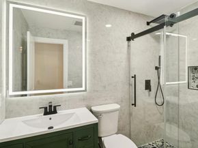 8262 Gilman Drive 1, La Jolla CA 92037