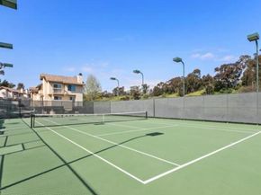 8262 Gilman Drive 1, La Jolla CA 92037