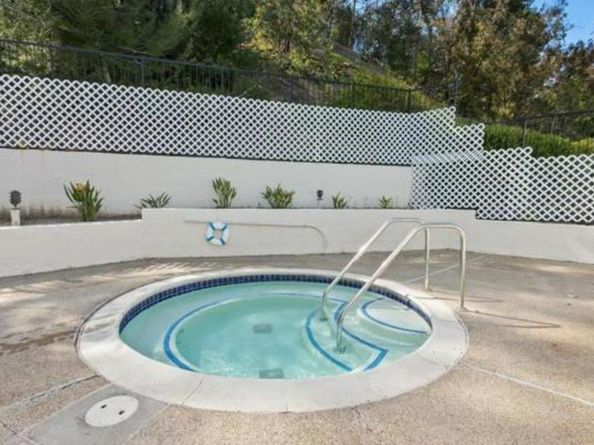 8262 Gilman Drive 1, La Jolla CA 92037