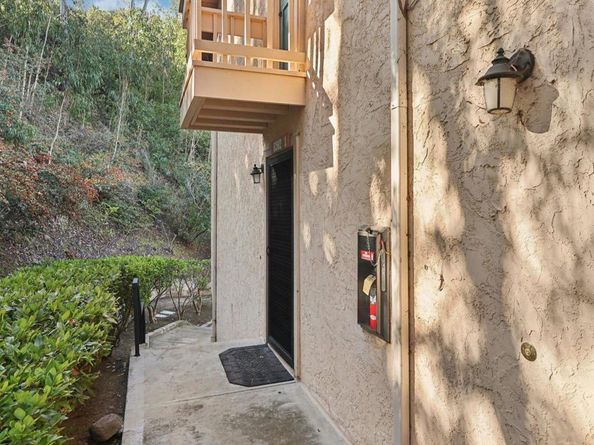 8262 Gilman Drive 1, La Jolla CA 92037