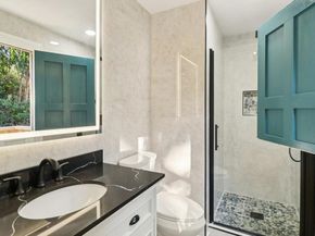 8262 Gilman Drive 1, La Jolla CA 92037