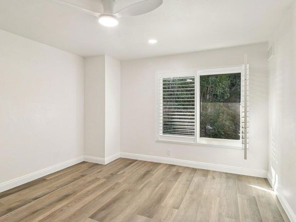 8262 Gilman Drive 1, La Jolla CA 92037