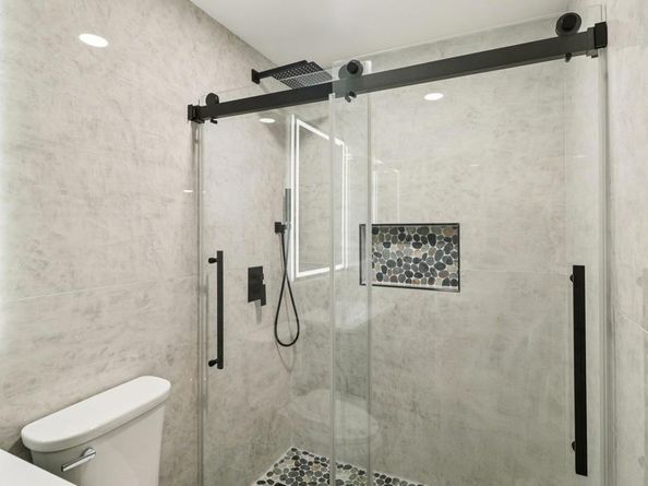 8262 Gilman Drive 1, La Jolla CA 92037