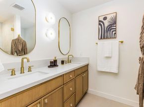 14362 Collins St, Sherman Oaks CA 91401