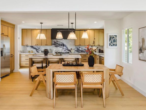 14362 Collins St, Sherman Oaks CA 91401