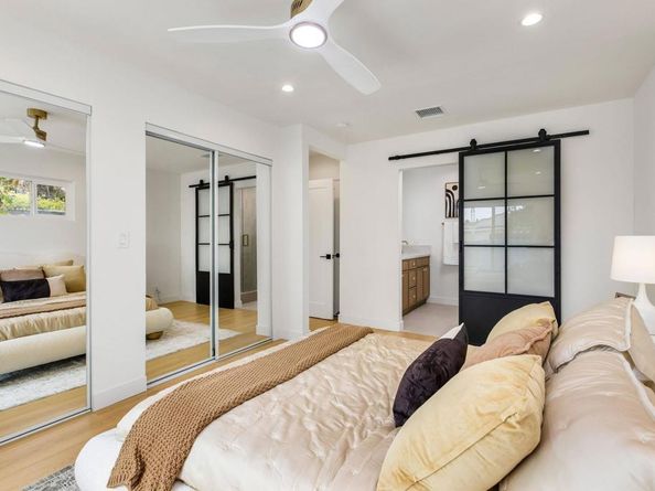 14362 Collins St, Sherman Oaks CA 91401