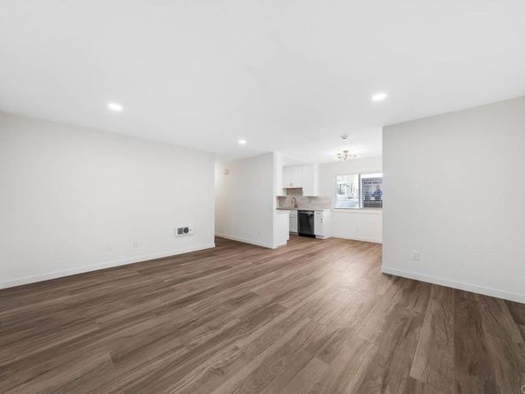 3825 Van Dyke Ave Apt 3, San Diego CA 92105
