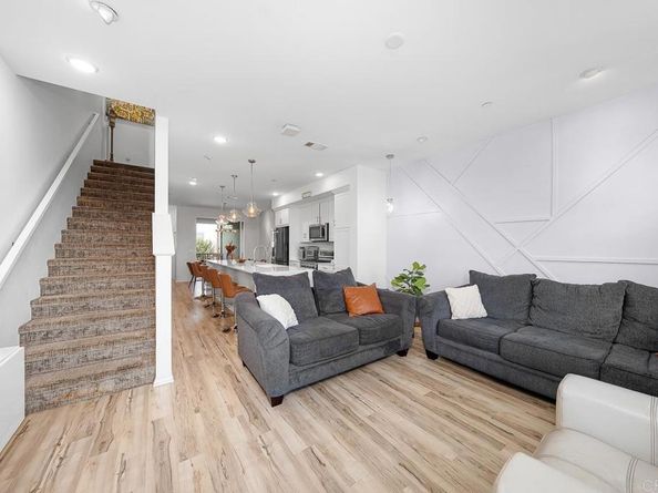 5211 Calle Rockfish 90, San Diego CA 92154