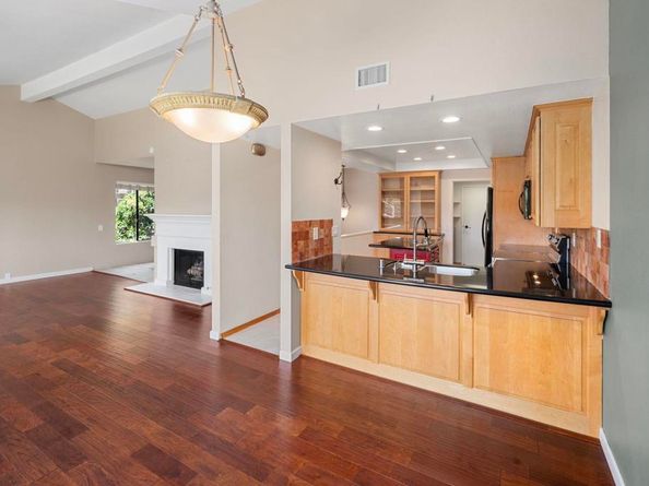 5983 Gaines Street, San Diego CA 92110