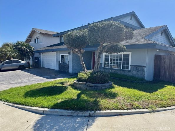 7002 Valentine Drive, Huntington Beach CA 92647