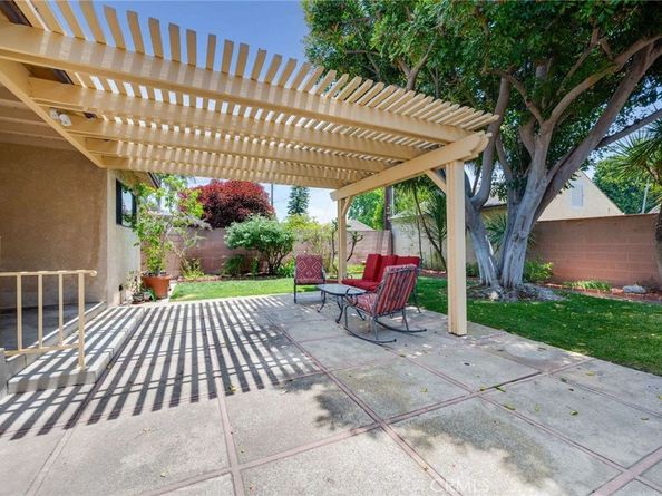 5856 E Scrivener Street, Long Beach CA 90808