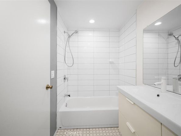 18189 Mesa Verde Court, Fountain Valley CA 92708