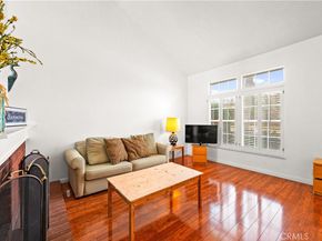 16 Wellesley 2, Irvine CA 92612