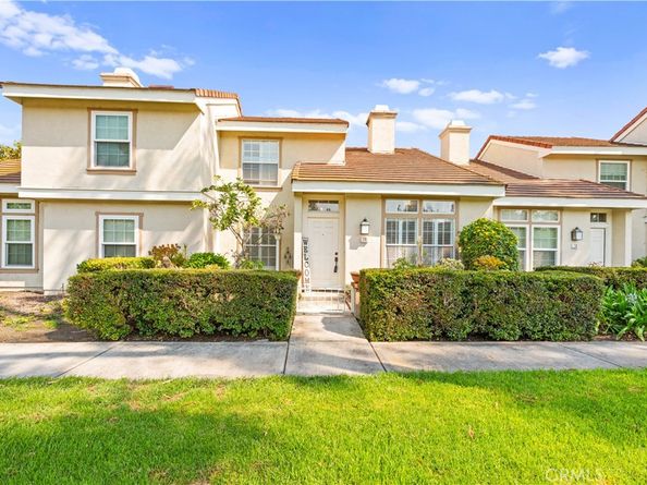 16 Wellesley 2, Irvine CA 92612