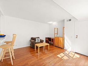 16 Wellesley 2, Irvine CA 92612