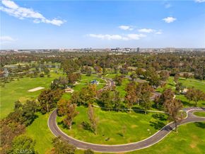 16 Wellesley 2, Irvine CA 92612
