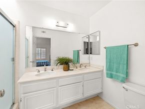16 Wellesley 2, Irvine CA 92612