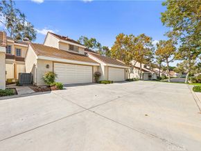 16 Wellesley 2, Irvine CA 92612