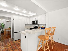 16 Wellesley 2, Irvine CA 92612